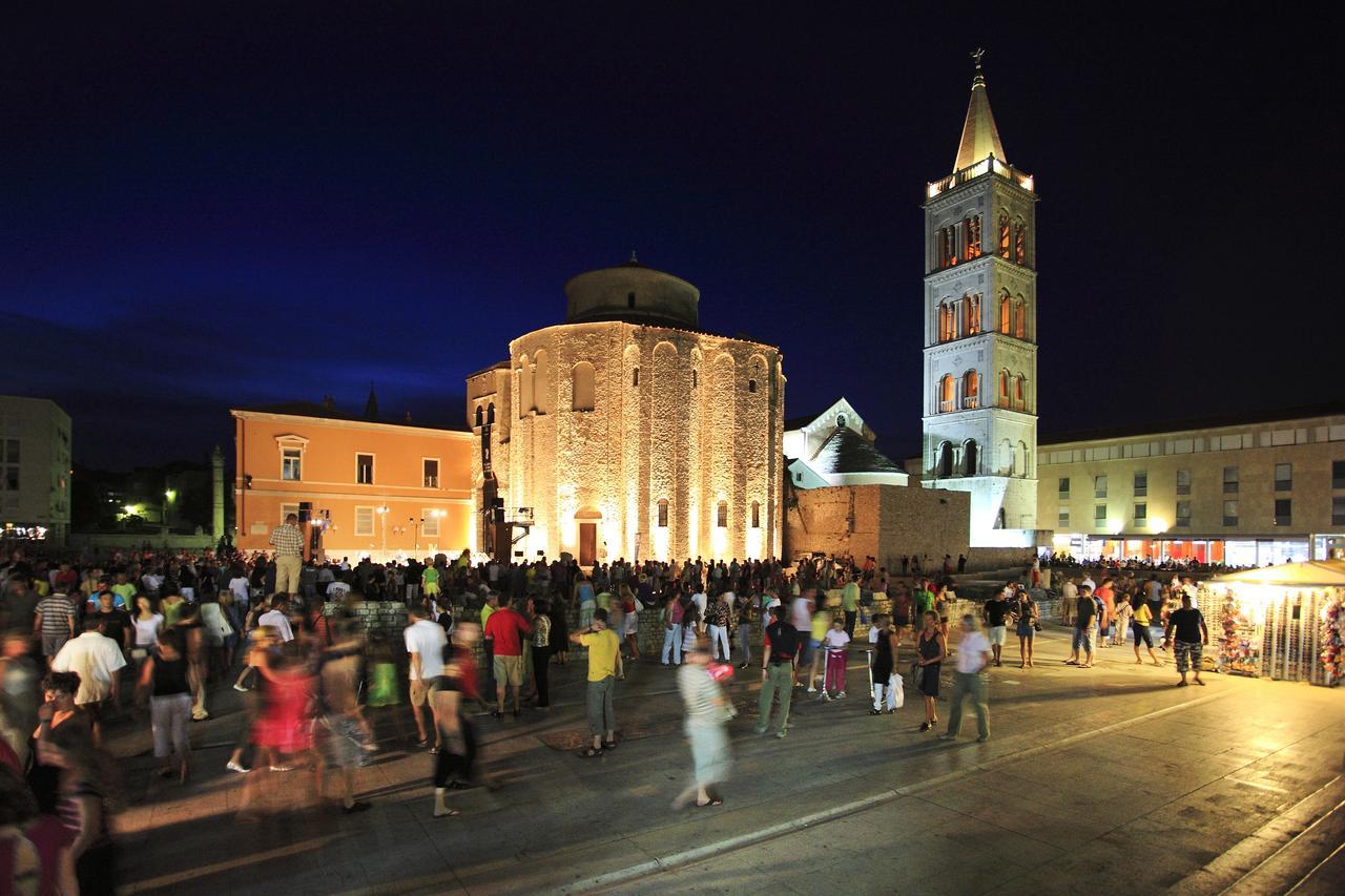 Main Street Studio And Rooms Ζαντάρ Εξωτερικό φωτογραφία